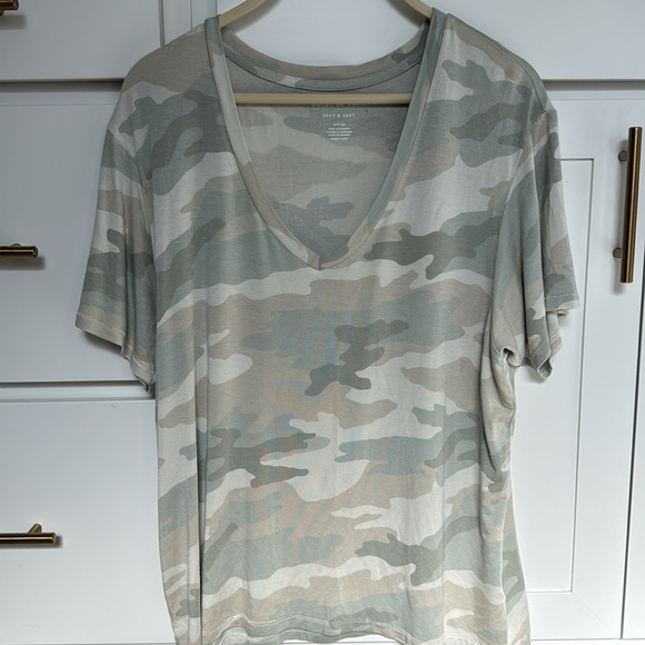 Casual comfy Camo Relaxed Fit T-Shirt - Picture 8 of 10